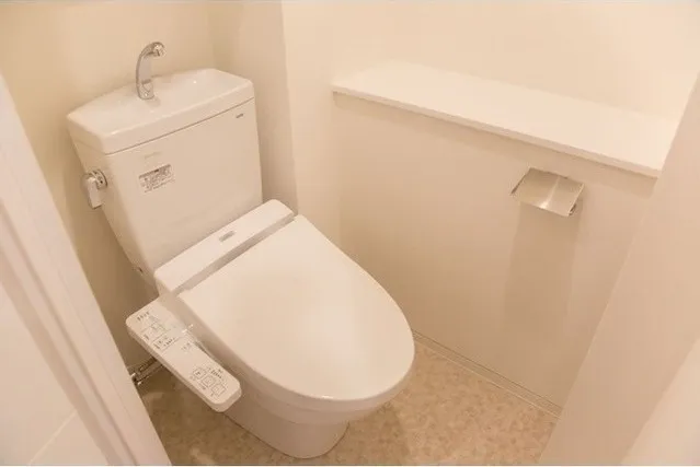 Comforia Shibuya West - Interior - ["Plumbing fixture", "Toilet seat", "Toilet"]