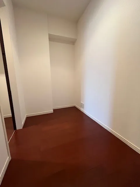 Residia Tower Kamiikebukuro (Tower Building) - Interior - ["Flooring", "Floor", "Wood"]
