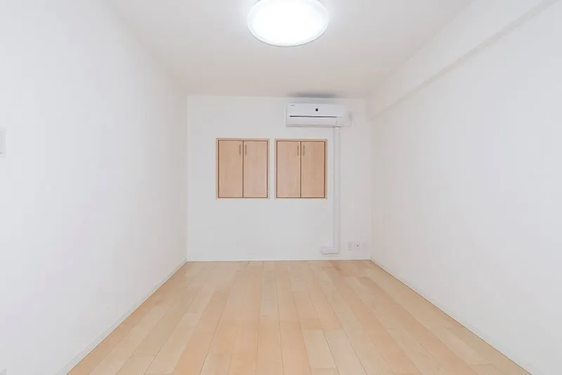 Residia Shibaura - Interior - ["Building", "Window", "Fixture"]