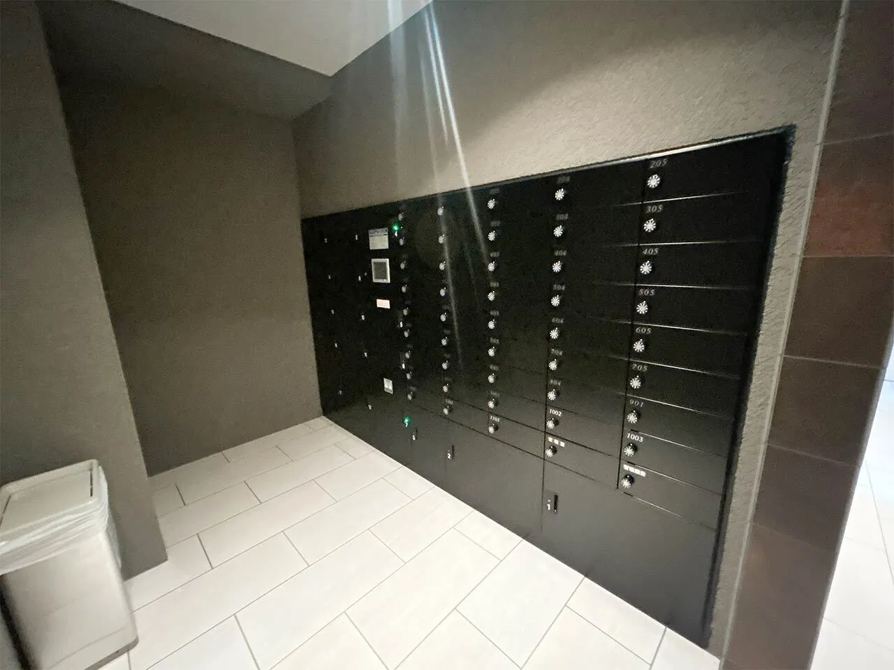 Mynavi STAY Neo Vista Asakusa Tawaramachi - Exterior - ["Flooring", "Floor", "Tile"]