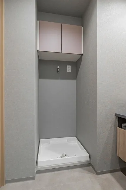 The Lions Forcia Bunkyo Yushima - Interior - ["Wall", "Flooring", "Wood"]