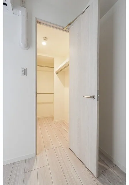 Comforia Liv Bunkyo Gokokuji - Interior - ["Flooring", "Wood", "Floor"]