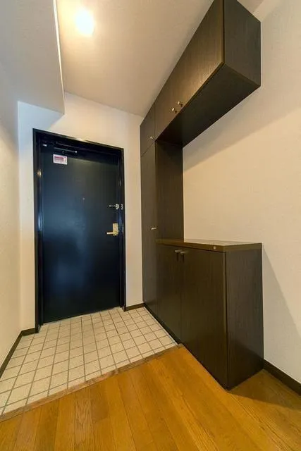Astelion Shoto - Interior - ["Flooring", "Wood", "Floor"]