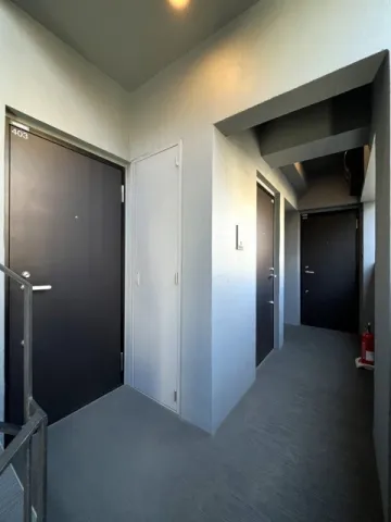 Trias129 - Exterior - ["Flooring", "Floor", "Ceiling"]