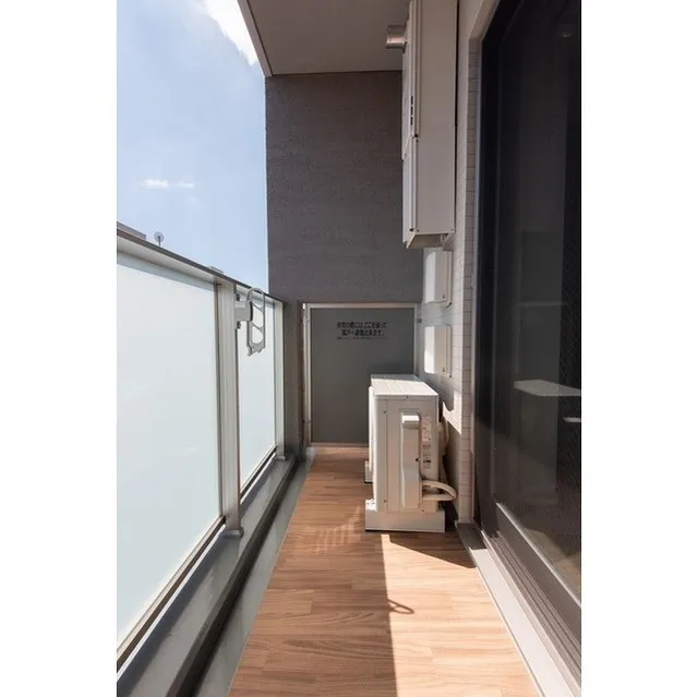 Azure Terrace Toyocho - Interior - ["Wood", "Building", "Flooring"]