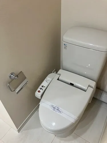 Cross Residence Shirokane Takanawa - Interior - ["Toilet seat", "Plumbing fixture", "Toilet"]