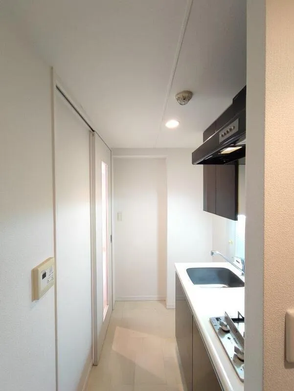Movements Nishi-Waseda - Interior - ["Flooring", "Floor", "Ceiling"]