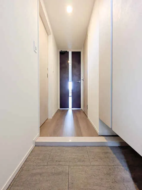 RJR Precia Kamata - Interior - ["Flooring", "Floor", "Wood"]