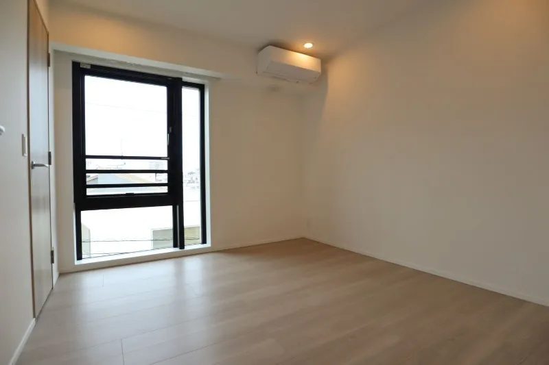Ipse Yoyogi Uehara Hills - Interior - ["Flooring", "Floor", "Wood flooring"]
