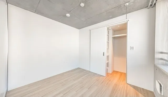 Well Square Hatsudai - Interior - ["Wood", "Rectangle", "Interior design"]