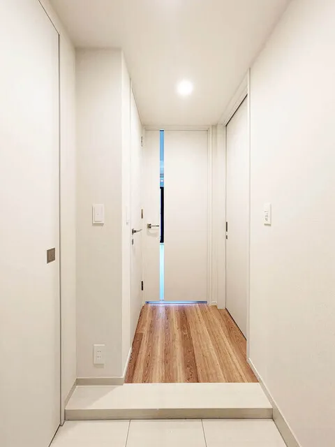Comforia Shibaura MOKU - Interior - ["Flooring", "Floor", "Wall"]