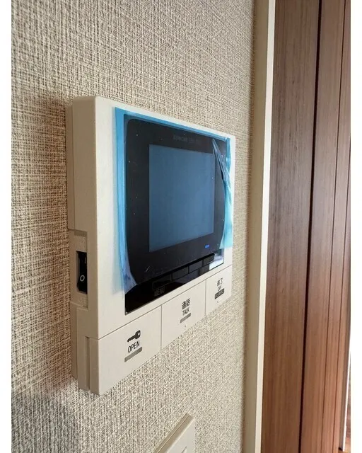 Well Square Hatagaya - Interior - ["Electronic device", "Electronics", "Display device"]