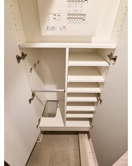Comforia Liv Nishioshima SOUTH - Interior - ["Household hardware", "Design", "Cupboard"]