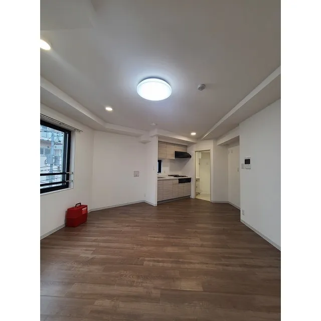 Villa Claire Bunkyo Koishikawa - Interior - ["Building", "Window", "Fixture"]