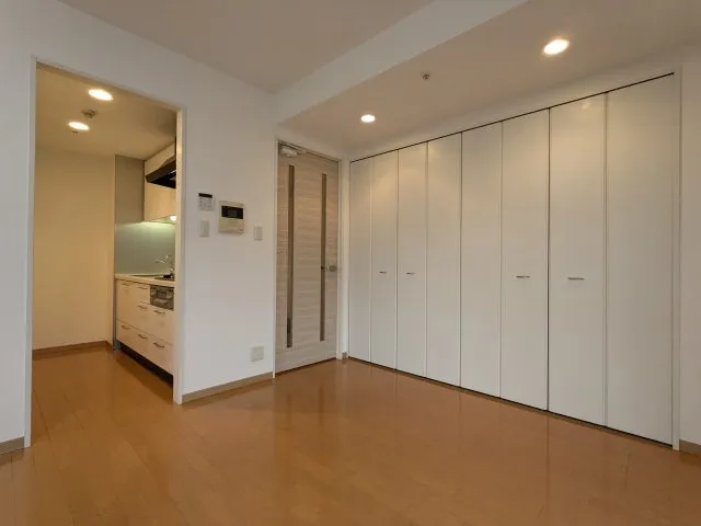 MG Meguro Station - Interior - ["Flooring", "Floor", "Wood"]