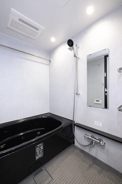 Monolith Hiroo - Interior - ["Plumbing fixture", "Bathroom", "Flooring"]
