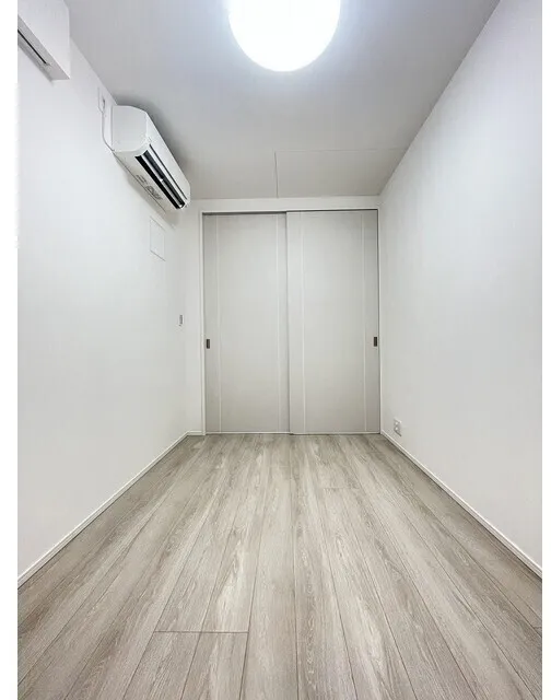 Comforia Nakakasai - Interior - ["Flooring", "Floor", "Wood"]