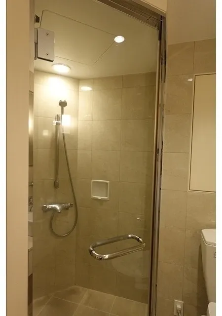 Frontier Residence The Tower Shinagawa - Interior - ["Bathroom", "Plumbing fixture", "Shower head"]