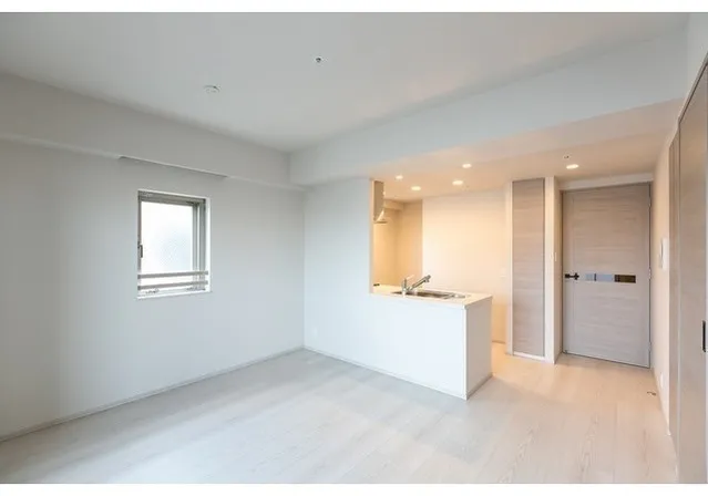 Demes Kiba - Interior - ["Window", "Fixture", "Building"]