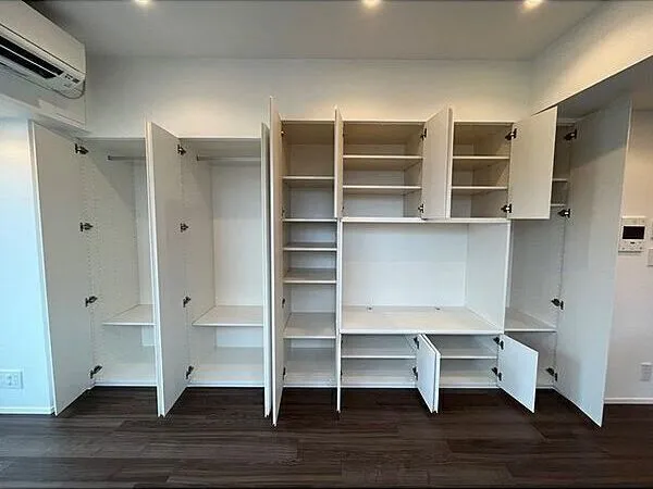 The Park Habio Kagurazaka Katsuki - Interior - ["Furniture", "Cabinetry", "Shelf"]