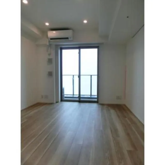 Lefon Progre Takinogawa - Interior - ["Window", "Fixture", "Wood"]