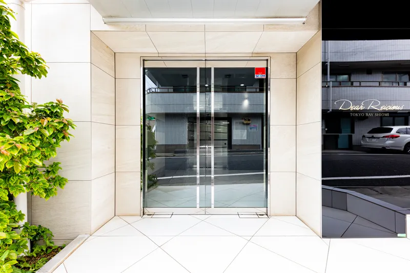 Dearly Awesome Tokyo Bay Shiomi - Exterior - ["Floor", "Flooring", "Door"]