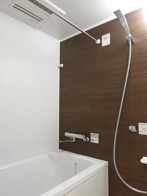 Shibuya Property Tower - Interior - ["Bathroom", "Property", "Room"]