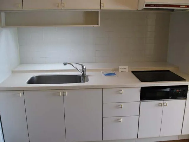 Shibaura Square Heights - Interior - ["Kitchen", "Kitchen Sink", "Countertop"]