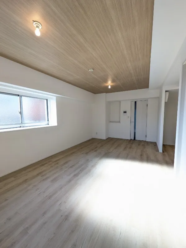 RESIDIA Shima Tsuyama - Interior - ["Flooring", "Wood flooring", "Floor"]