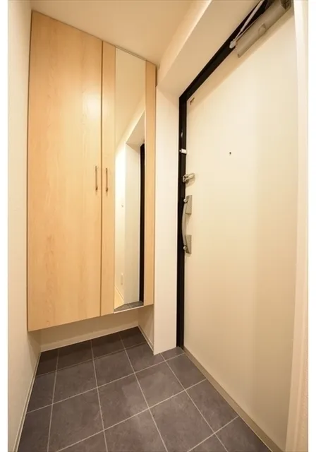 El Faro Waseda - Interior - ["Flooring", "Wall", "Floor"]