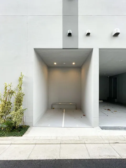 Duo Flatz Ikejiri Ohashi - Exterior - ["Composite material", "Concrete", "Grey"]