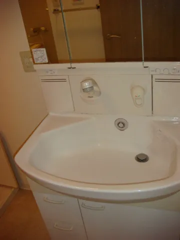 Prime Urban Machiya South Court - Interior - ["Brown", "Plumbing fixture", "Tap"]
