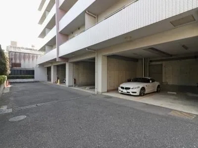 The Tabata House - Other - ["Floor", "Concrete", "Plaster"]