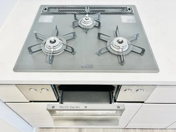 HARUMI FLAG PARK VILLAGE Building T - Interior - ["Major appliance", "Kitchen stove", "Home appliance"]
