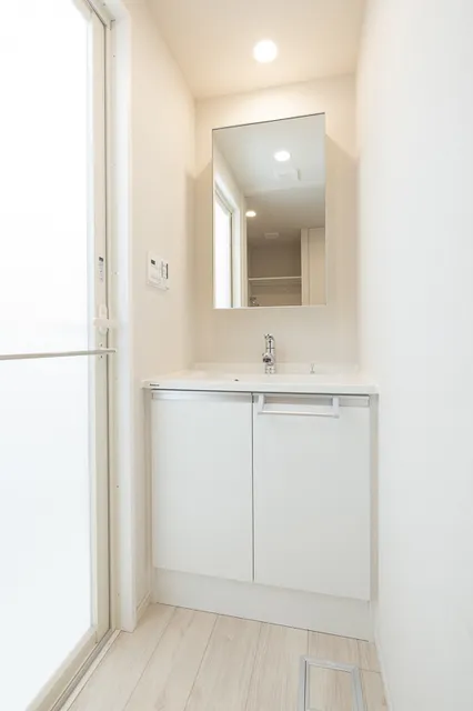 RJR Precia Higashijujo Garden - Interior - ["Flooring", "Floor", "Interior design"]