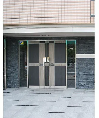 Sky Court Tokyo Bay Shinonome Ichibankan - Exterior - ["Building material", "Home Door", "Household hardware"]