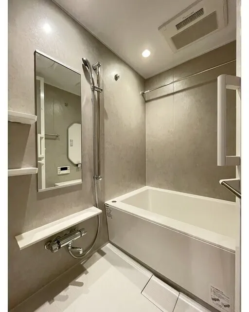 Season Flats Omorinishi - Interior - ["Flooring", "Plumbing fixture", "Floor"]