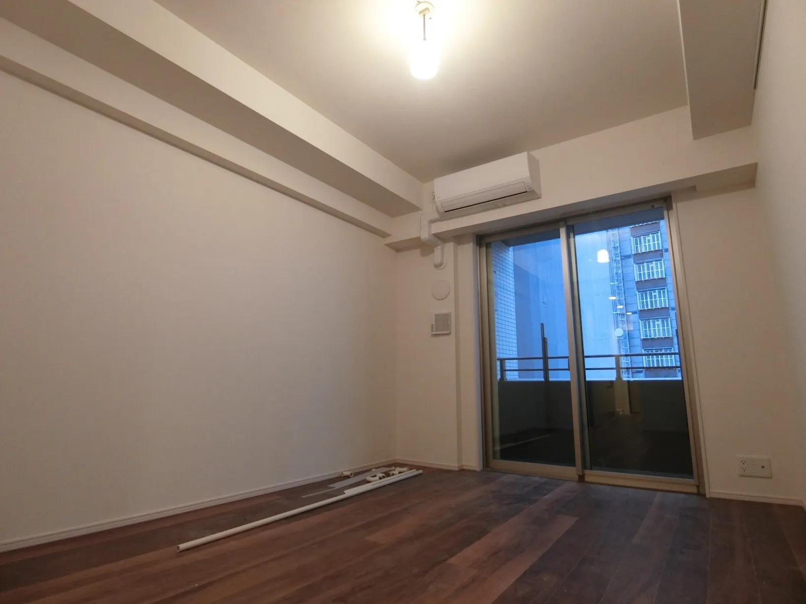 Le Fon Blanche Shinagawa Minamioi - Interior - ["Flooring", "Floor", "Wood flooring"]