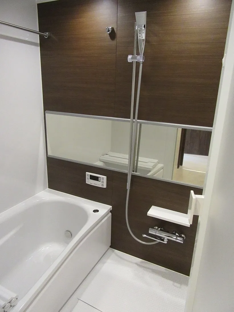 Due Nerima - Interior - ["Plumbing fixture", "Flooring", "Interior design"]