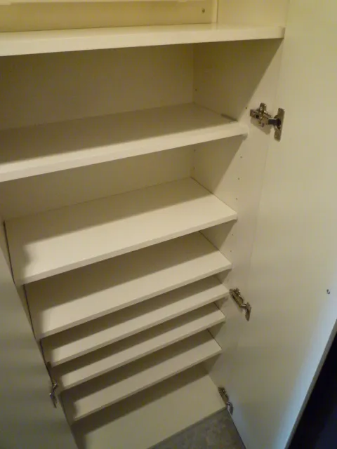 Cerise Monzen-Nakacho - Interior - ["Wood", "Shelving", "Flooring"]