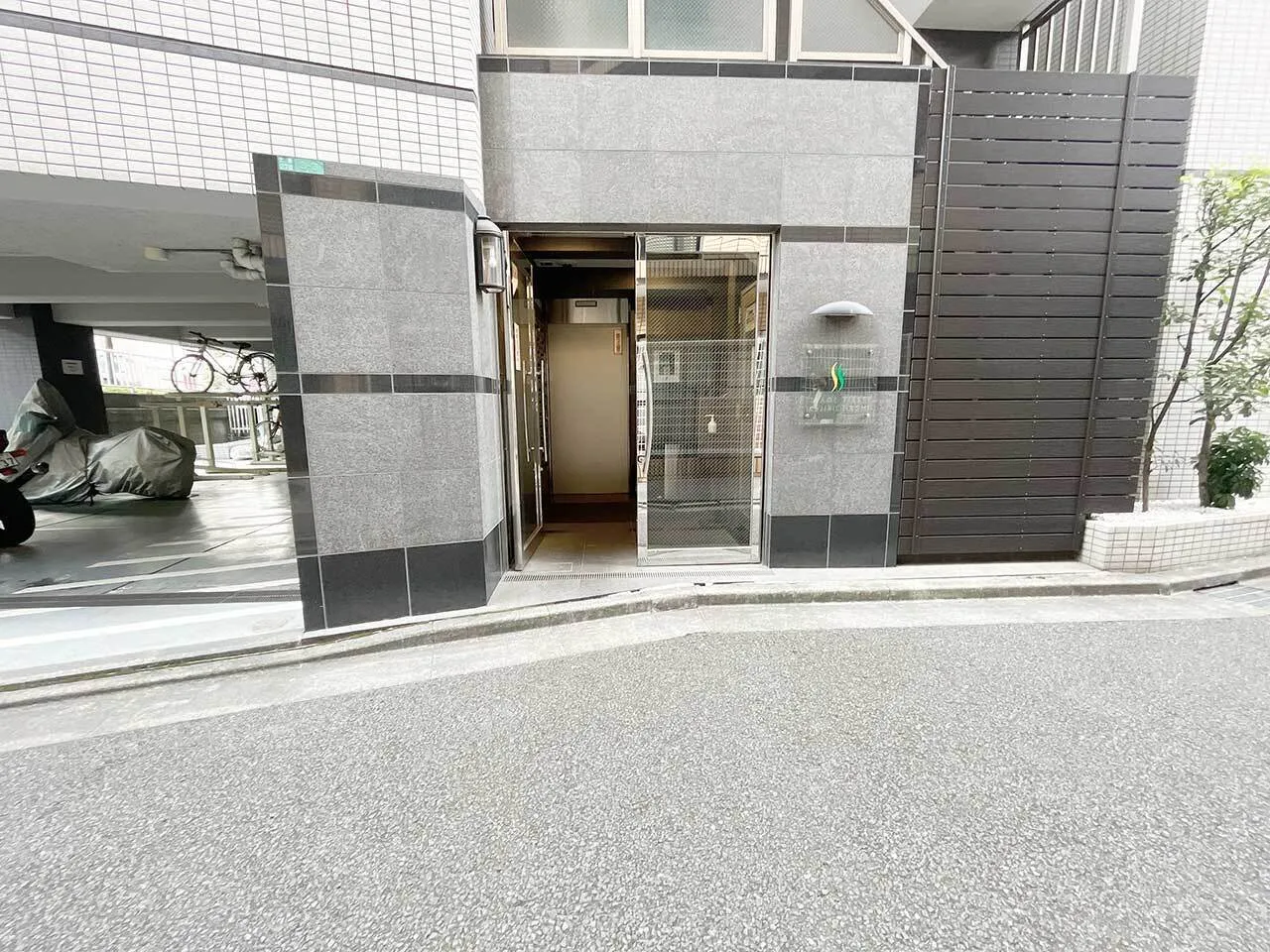 Mynavi STAY Stylish Ikejiri Ohashi - Exterior - []