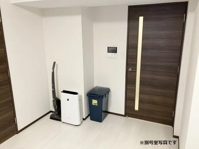 Genovia Asakusa IV Sky Garden - Interior - ["Wood", "Flooring", "Floor"]