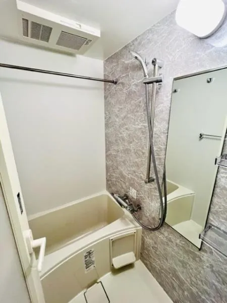 GRANSITE WASEDA - Interior - ["Plumbing fixture", "Shower head", "Bathroom"]