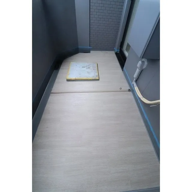 Comforia Morishita South - Interior - ["Vehicle door", "Automotive exterior", "Rectangle"]