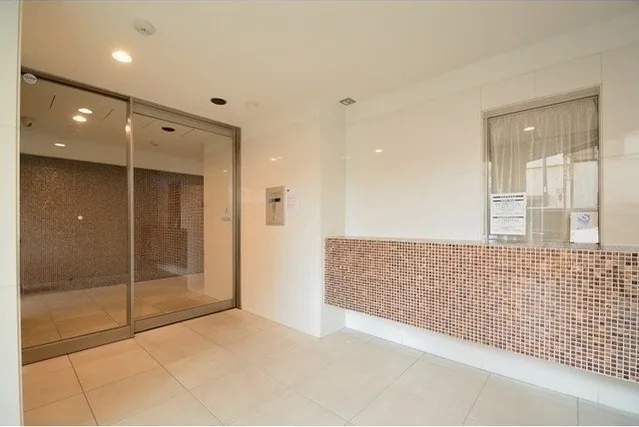 Comforia Asakusabashi DEUX - Exterior - ["Property", "Ceiling", "Room"]