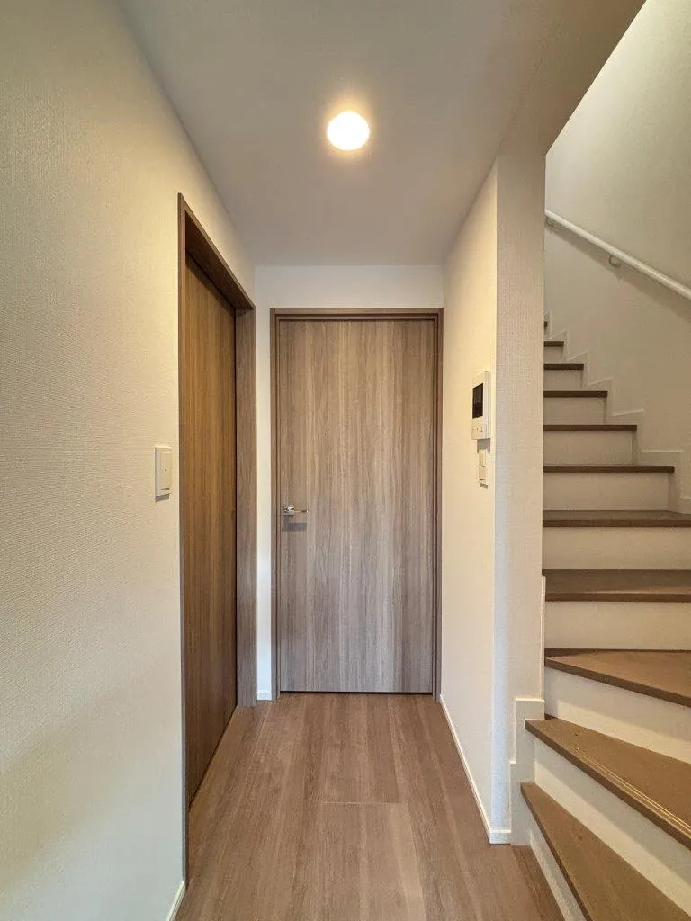 Lefon Livent Suginami Eifuku - Interior - ["Flooring", "Wood", "Wood flooring"]