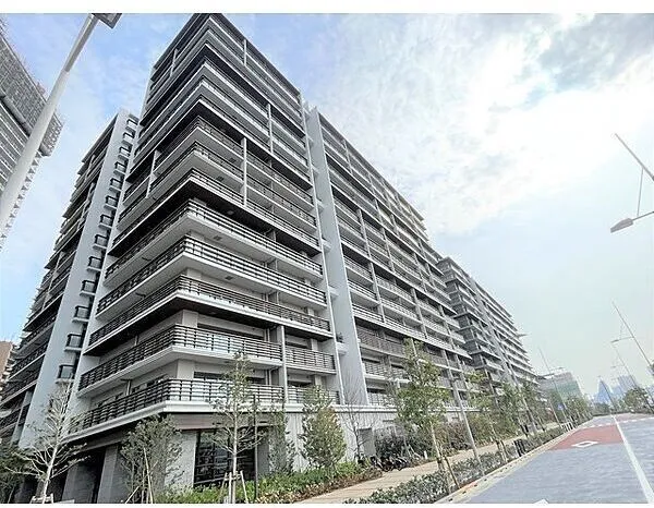 HARUMI FLAG SUN VILLAGE C Building - Exterior - ["Apartment", "High-rise building", "Condominium"]
