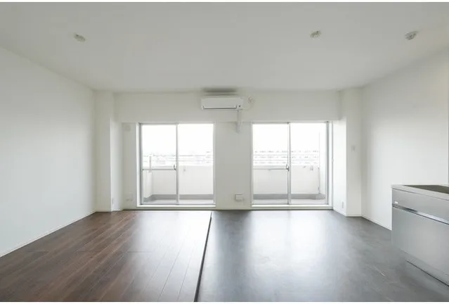 Comforia Takenotsuka East - Interior - ["Floor", "Flooring", "Wood flooring"]