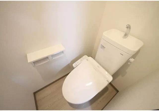 CERES Sumiyoshi - Interior - ["Toilet seat", "Toilet", "Plumbing fixture"]
