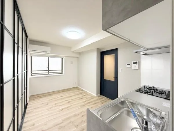 Lier Wakamatsucho - Interior - ["Flooring", "Ceiling", "Floor"]